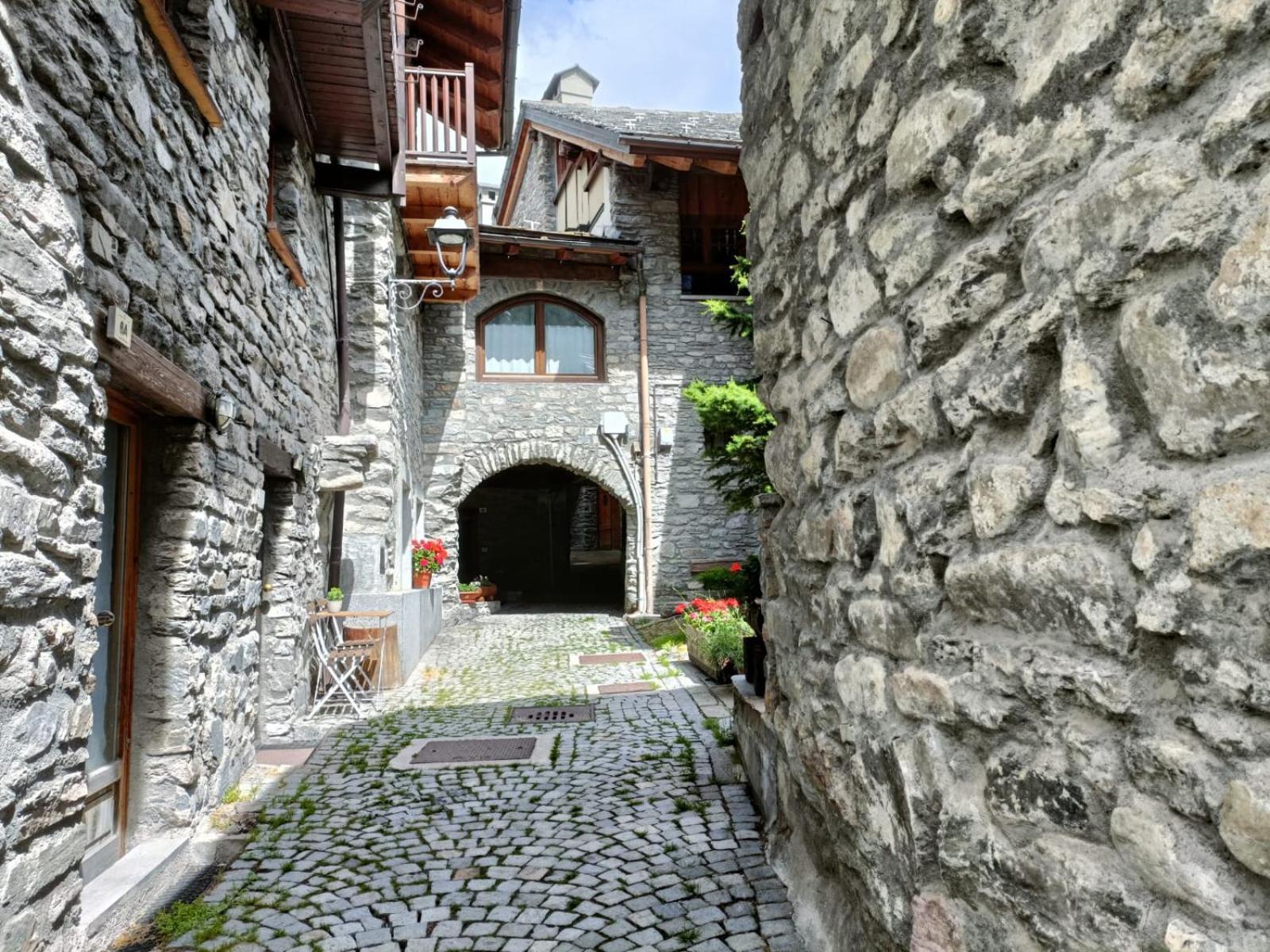 The Saxe Relax In The Mountain Apartment Courmayeur Ngoại thất bức ảnh